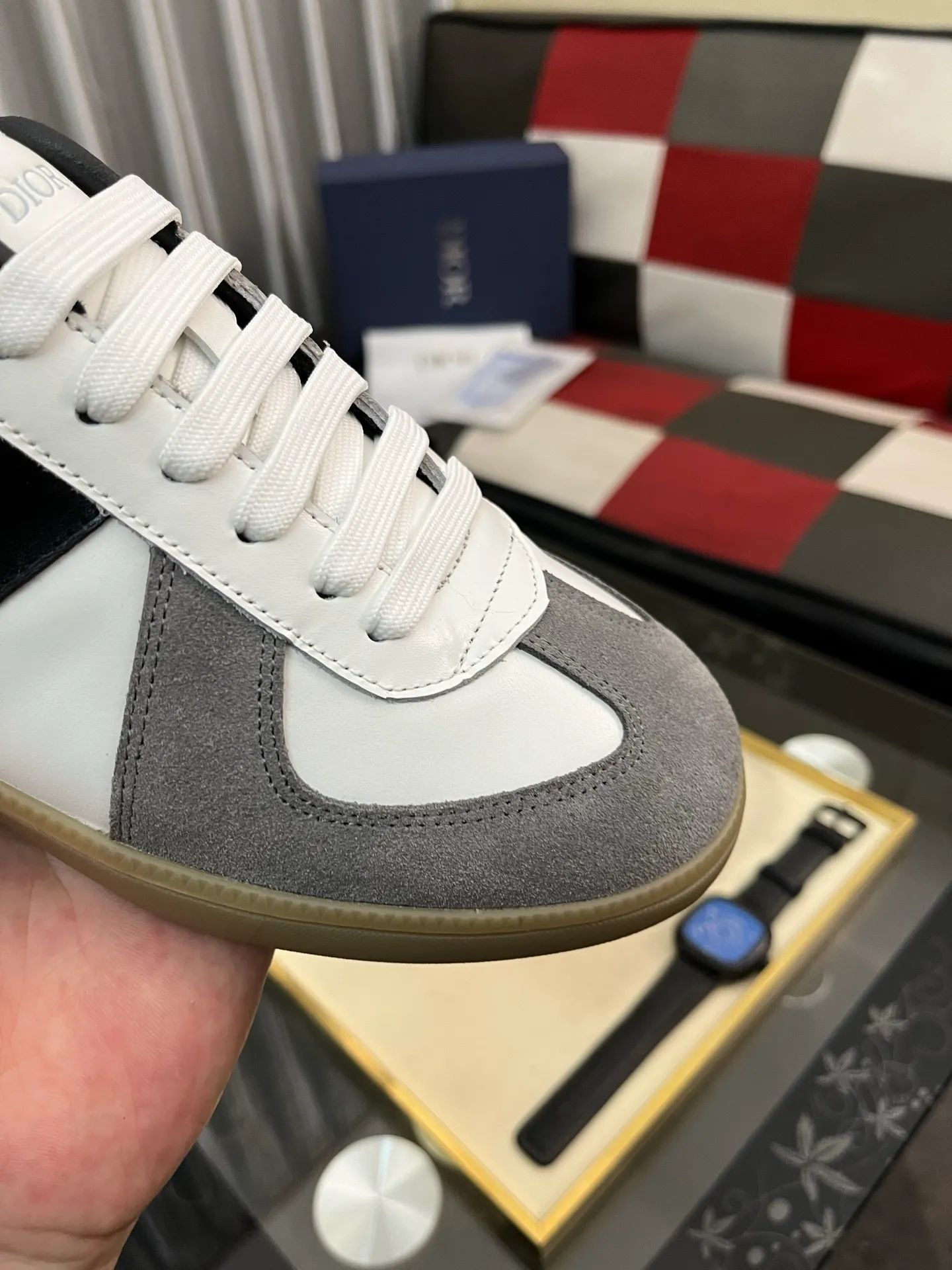 Men's shoes 💰400⌚️⌚️[Dior] Dior's new casual men's shoes are launched in Hong Kong counters. Official website 1:1 production. Original Italian materials. Designed by European and American masters. Perfect shape to create counter quality. Solid color rubber wear-resistant outsole and classic dazzling head! Super versatile and very comfortable. High-end without losing taste, fashionable and novel! ! Absolute focus! Code number: 38-444️⃣Colors available